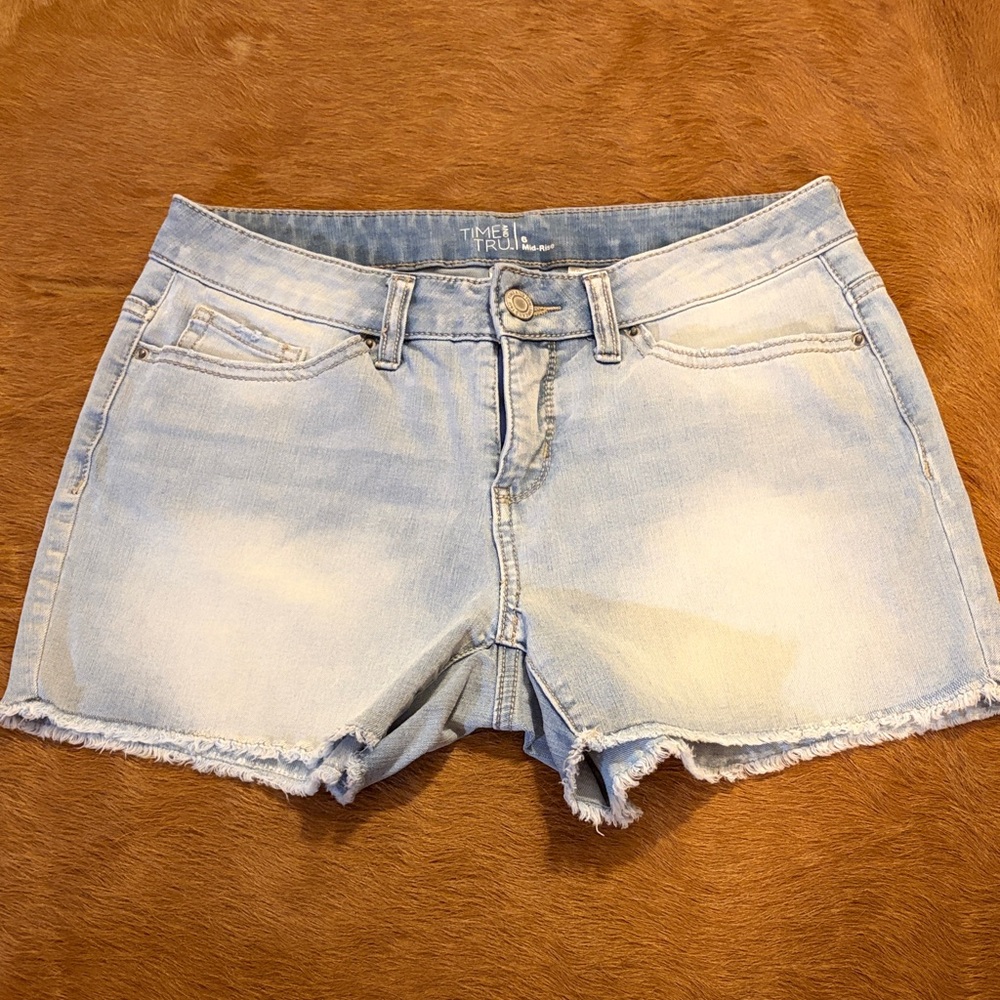Time and Tru Women's Light Blue Jean Shorts